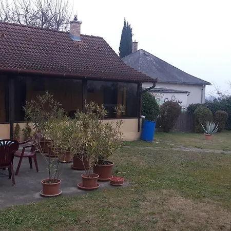 Kwatera prywatna Zeke Panzio *